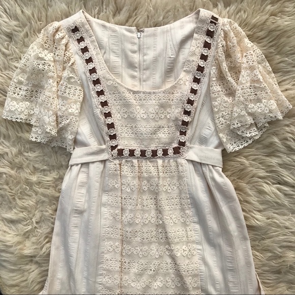 Gorgeous 60s/70’s Empire Waist Lace Maxi - Picture 8 of 8